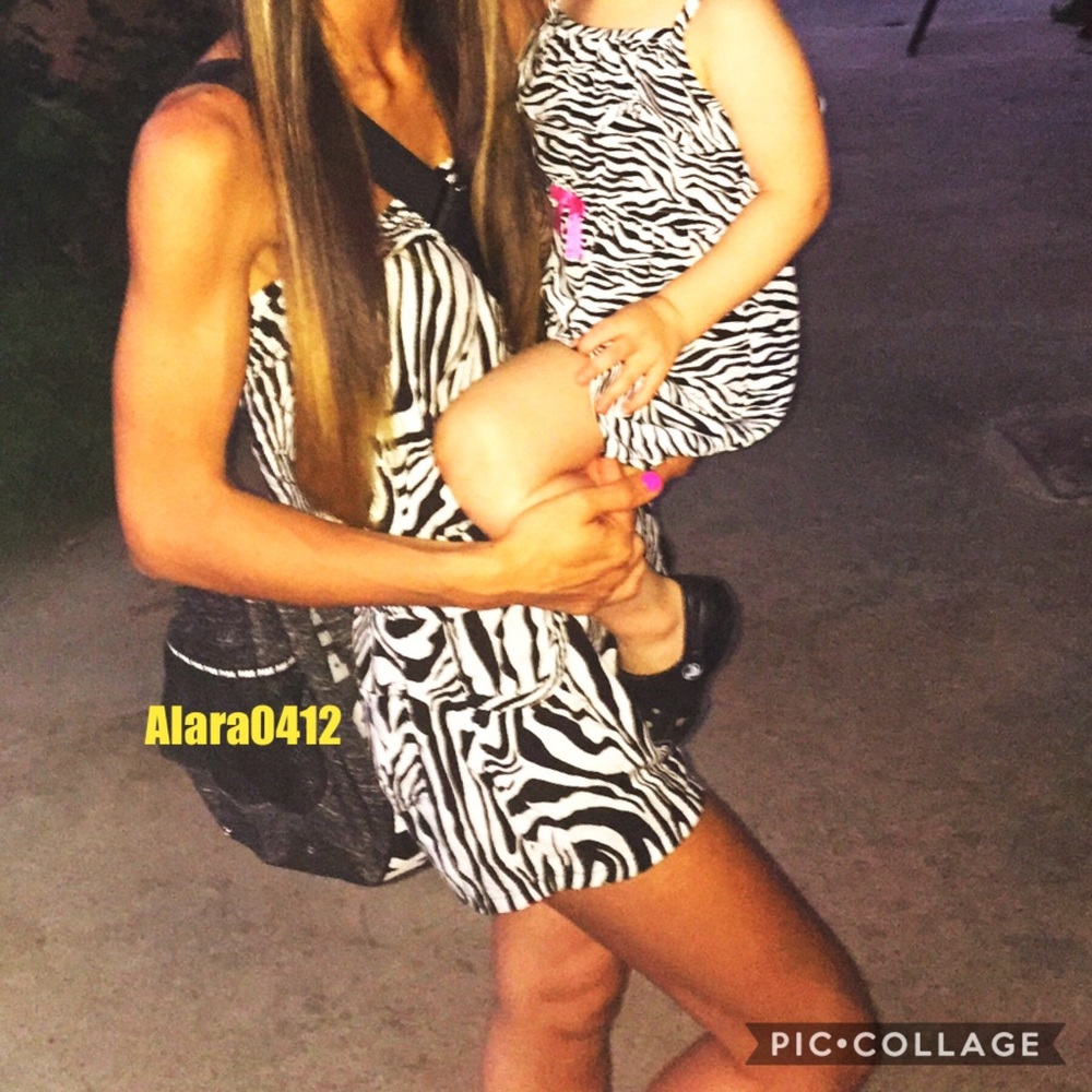 Zebra romper size large best for xs or small